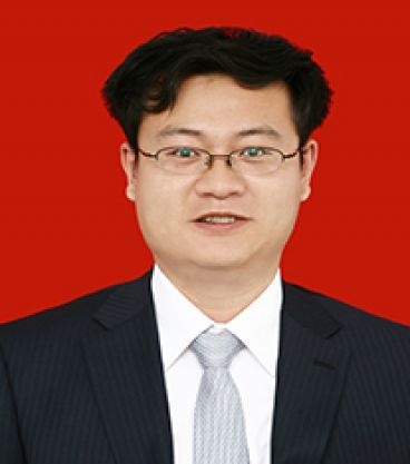 薛東